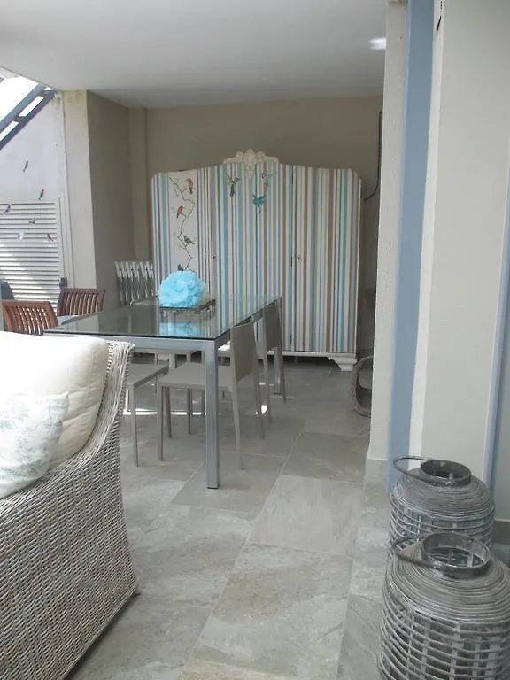 Apartment Apartamento Bizcocheros Con Piscina Y Jardin Privado Jerez de la Frontera
